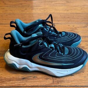 Nike Youth Giannis Immortality 4 Basketball shoes